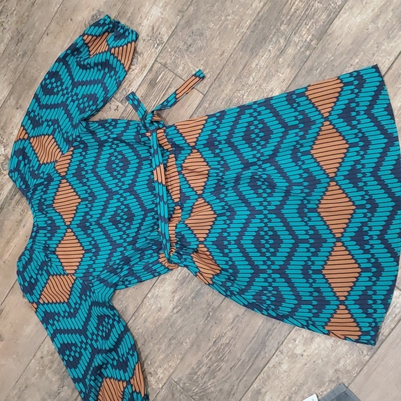 Collective Concepts Dress - Picture 5 of 5